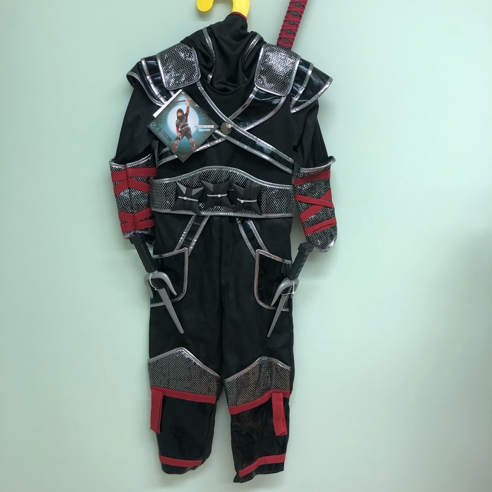 Teetot Inc.| Boy's Black & Red Samurai Costume | Size 5-6 (PM1939)